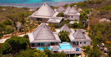 RED ROCK VILLA & SPA